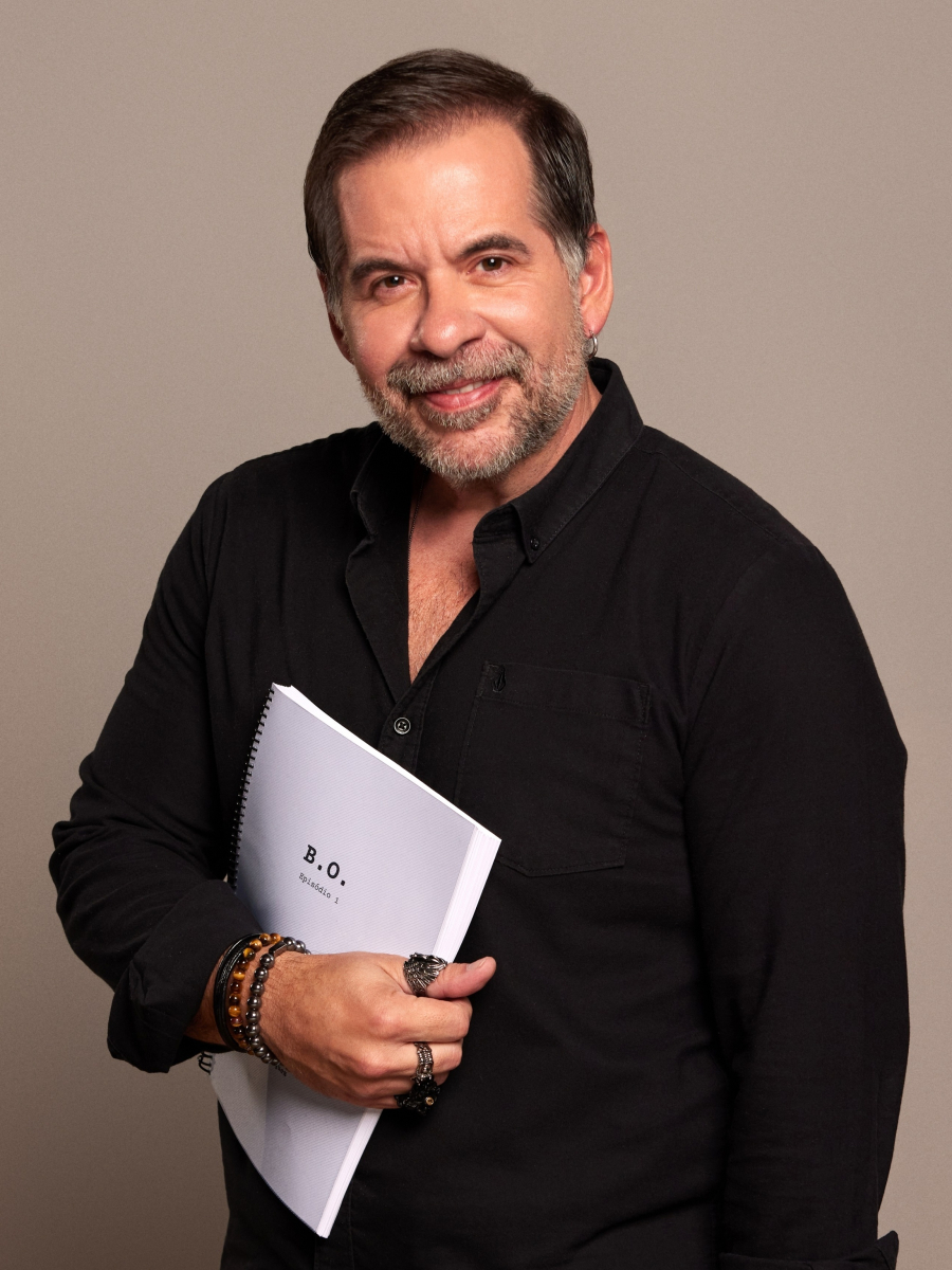 CASA DO PATRÃO: LEANDRO HASSUM É CONFIRMADO COMO APRESENTADOR DO NOVO REALITY DE BONINHO NA RECORD.